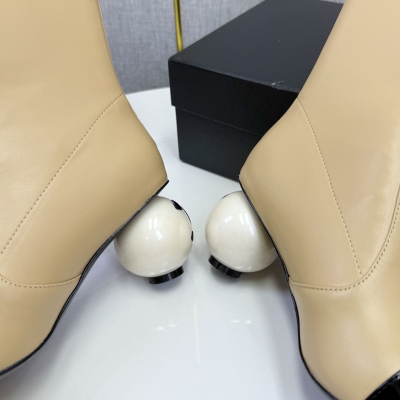 Ch**el boots